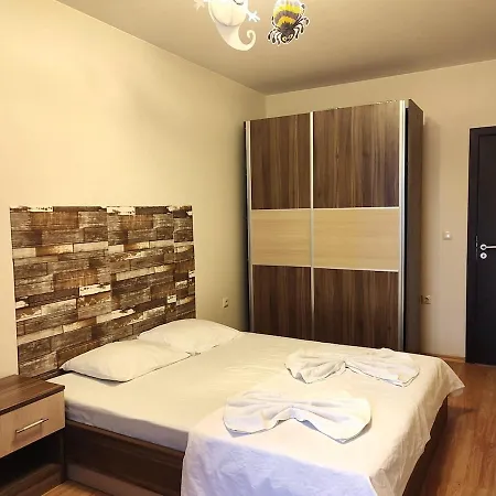 Black Sea 3 Area Apartman *